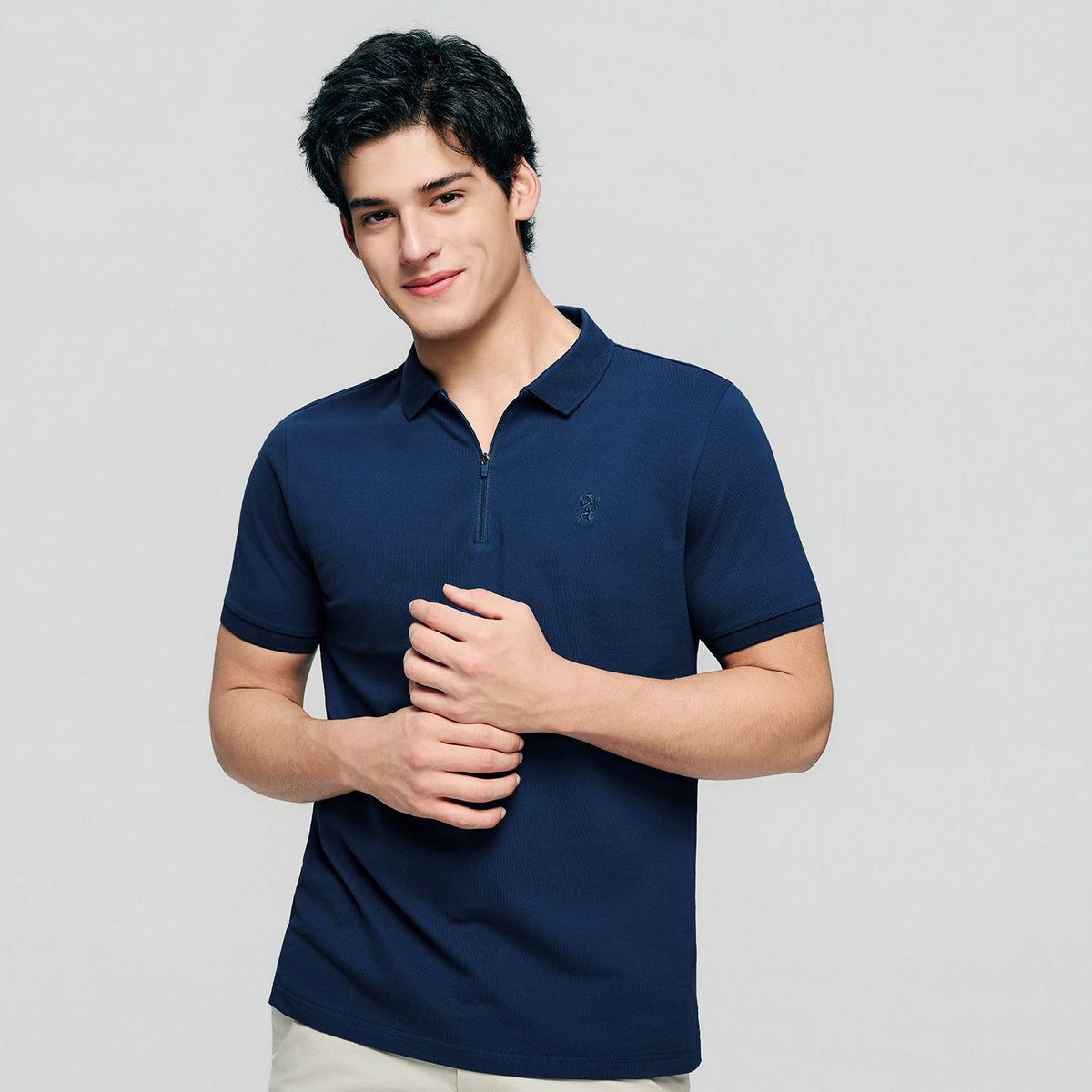 Men's Knit Collar Short Sleeve Slim Fit Zipper Polo - Image 3