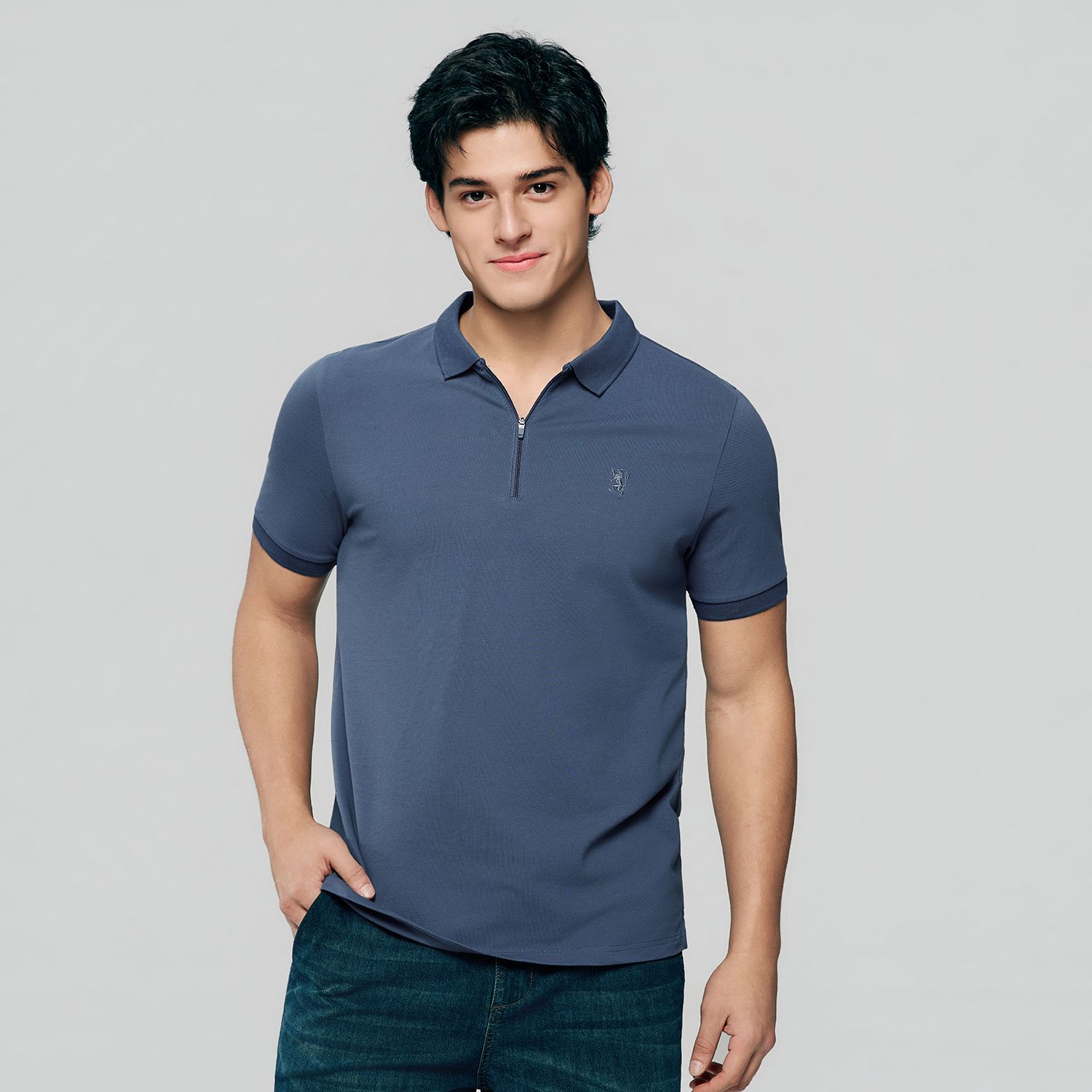 Men's Knit Collar Short Sleeve Slim Fit Zipper Polo - Image 1