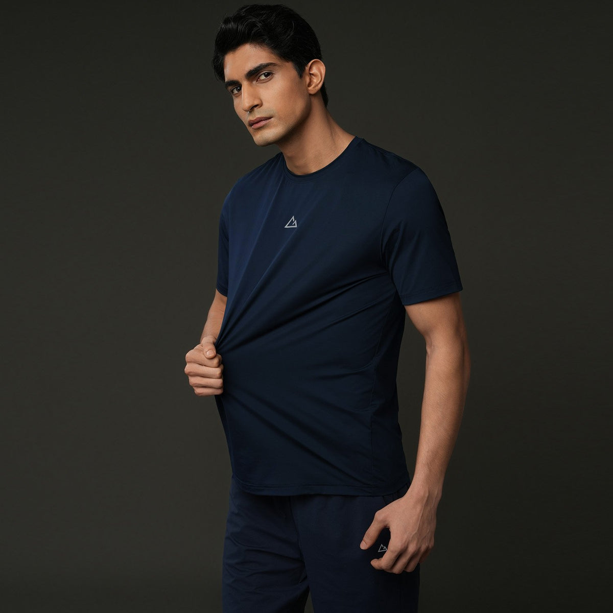Men's G-Motion Active Fit Stretch Tee - Image 3