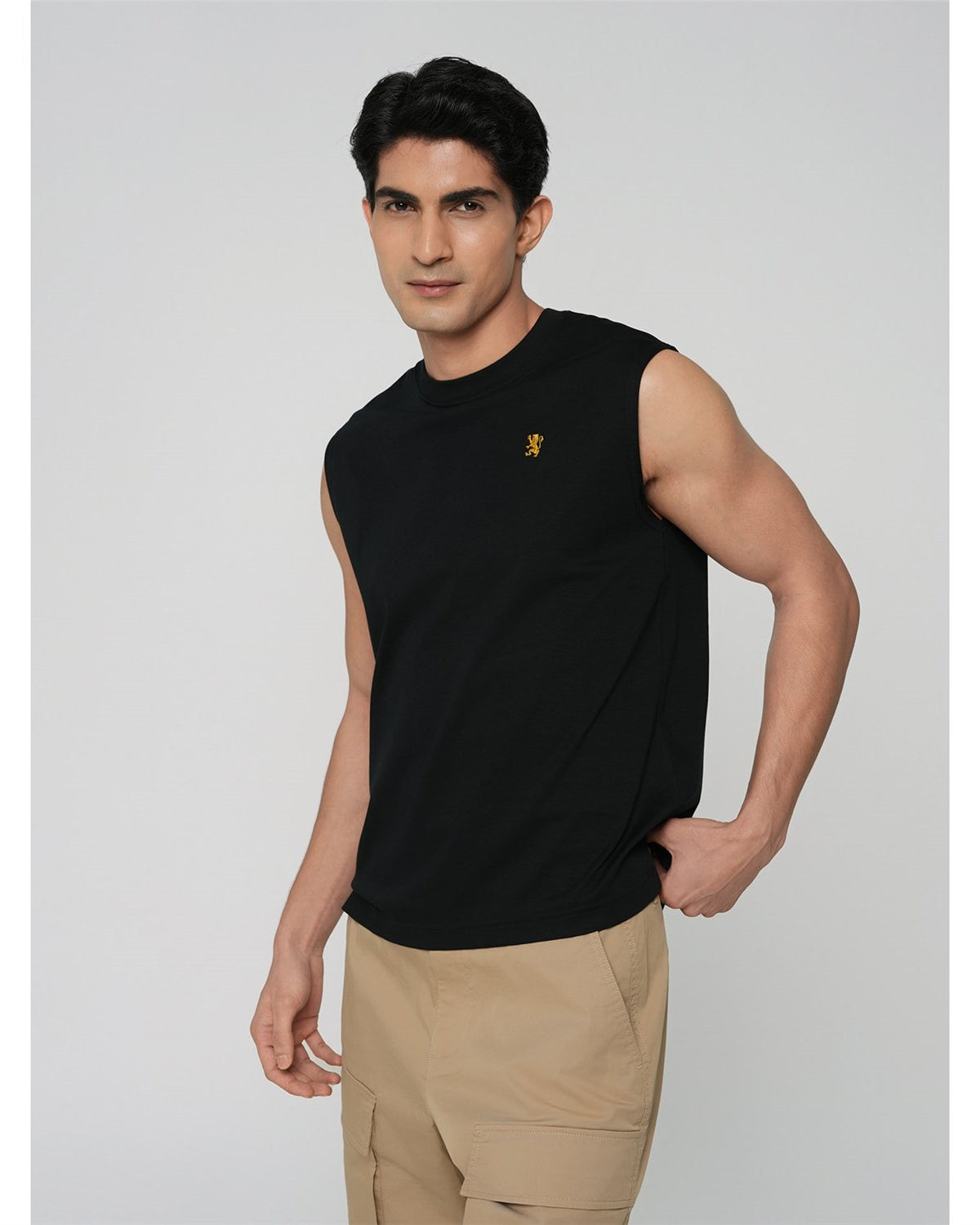 Men's Mercerized Sleeveless Regular Fit Vest - Image 3