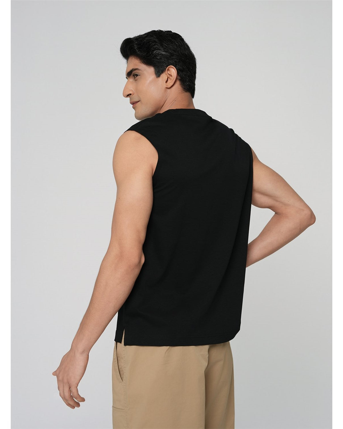 Men's Mercerized Sleeveless Regular Fit Vest - Image 5