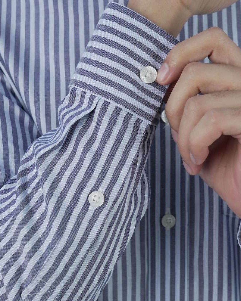 Men's Wrinkle Free Oxford Long Sleeve Shirt - Image 5