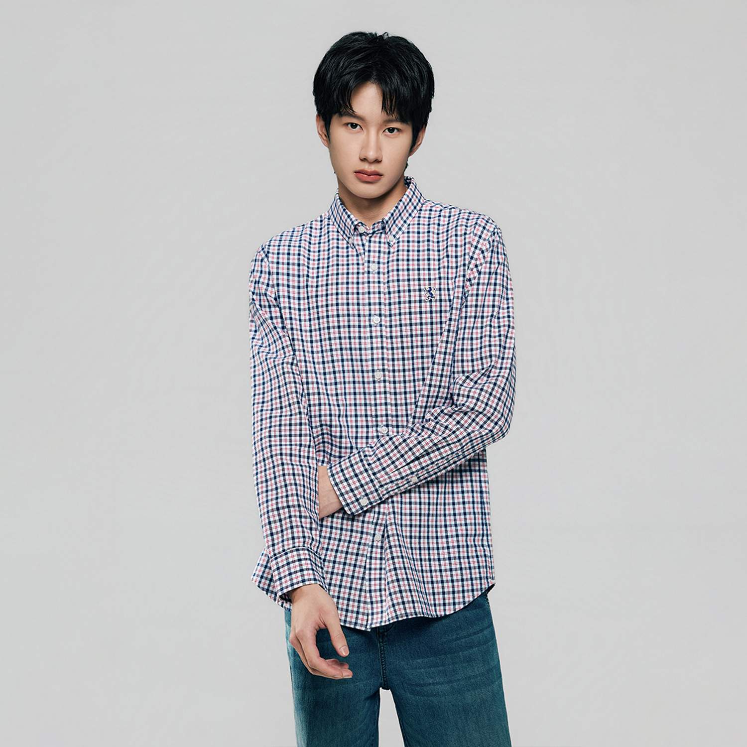 Men's Wrinkle Free Oxford Long Sleeve Shirt - Image 2