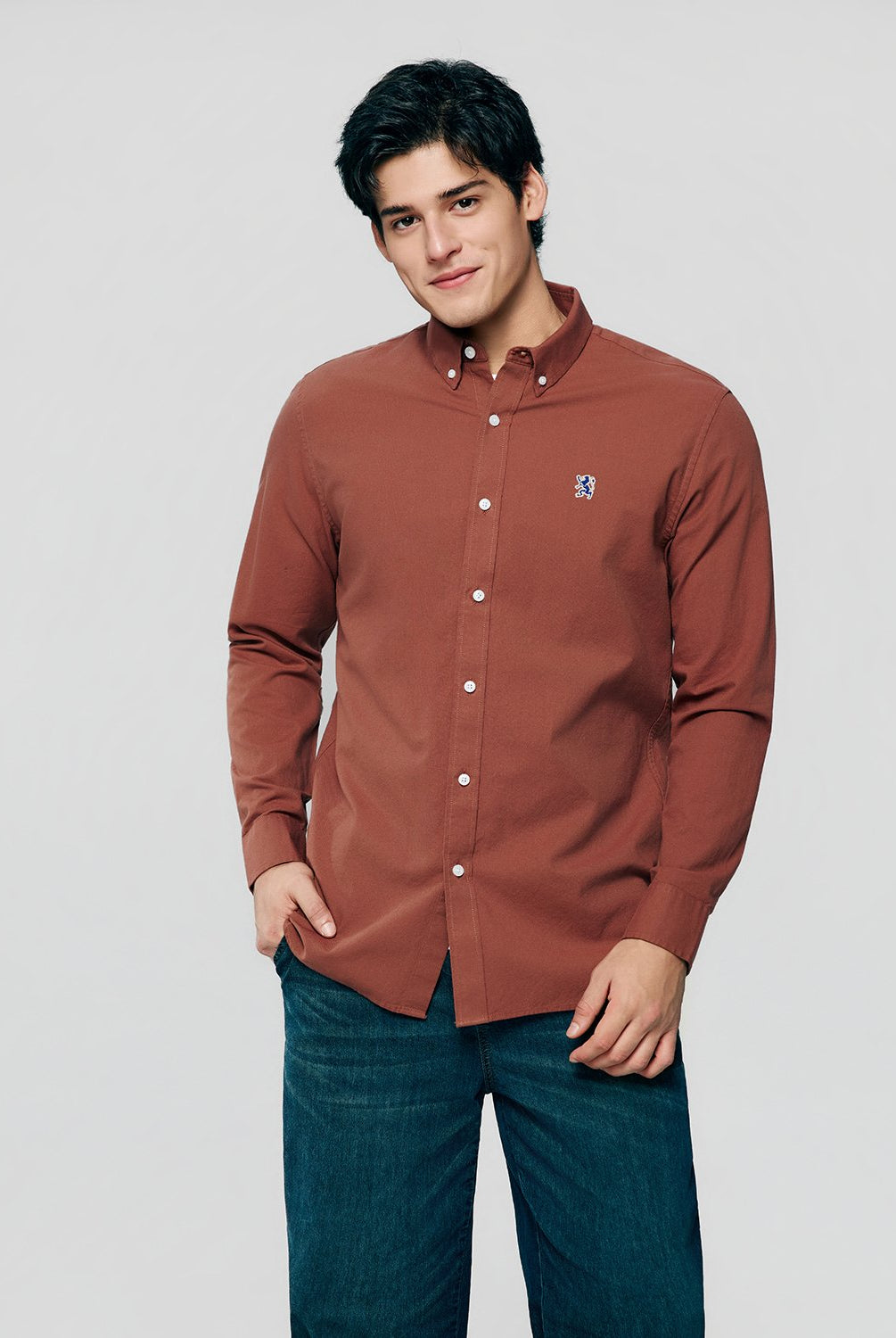 Men's Lion Oxford Slim Long Sleeve Shirt - Image 1