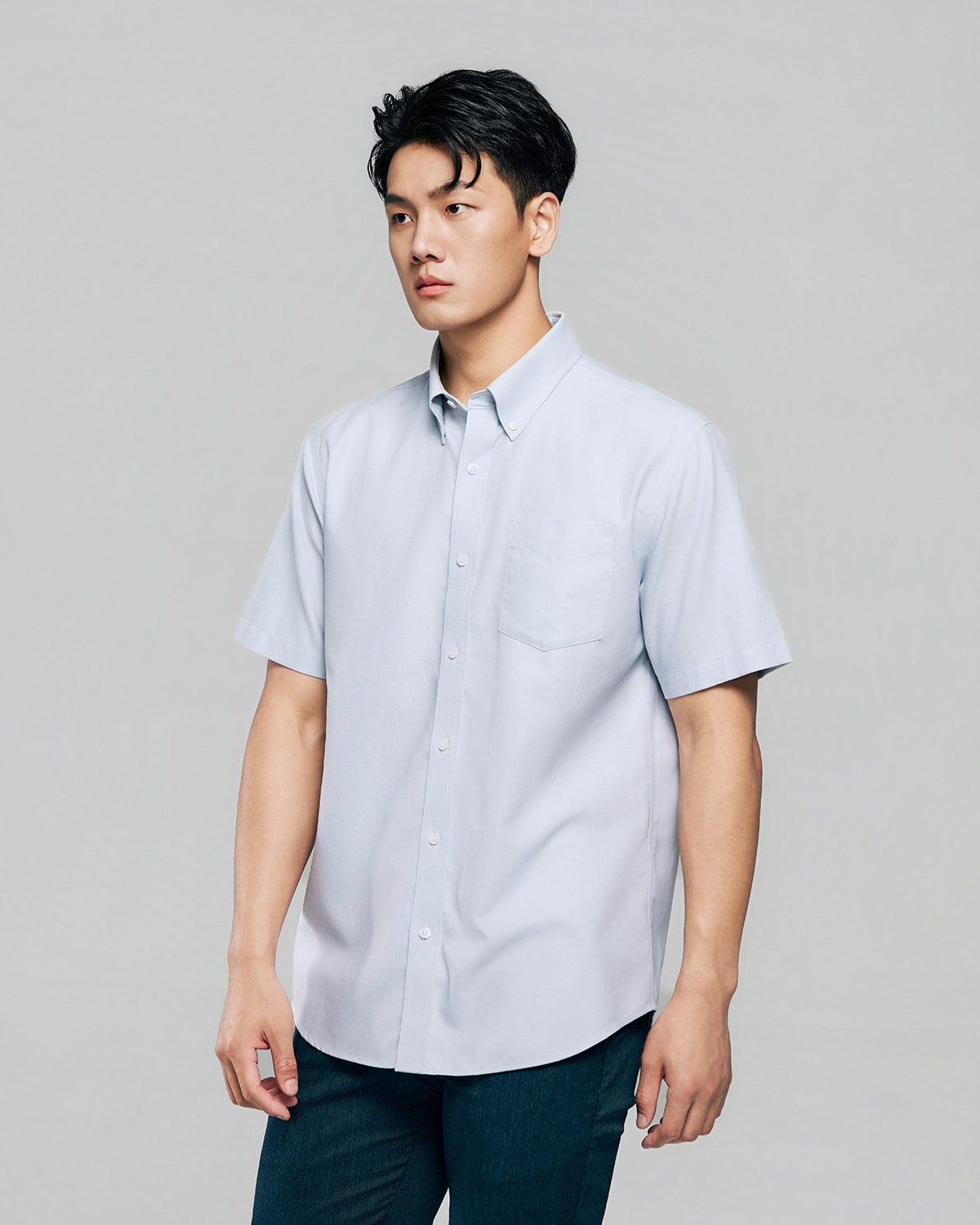 Men's Wrinkle Free Oxford Short Sleeve Shirt - Image 3