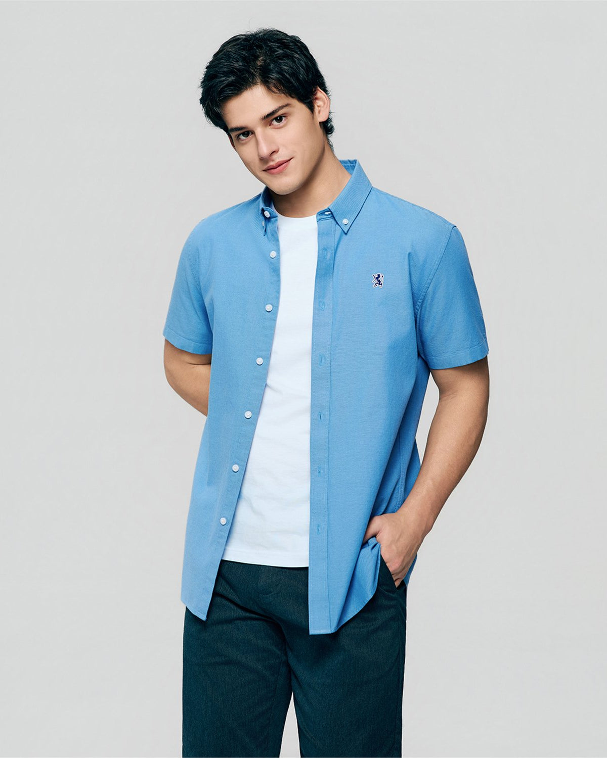 Men's Lion Oxford Slim Short Sleeve Shirt - Image 2