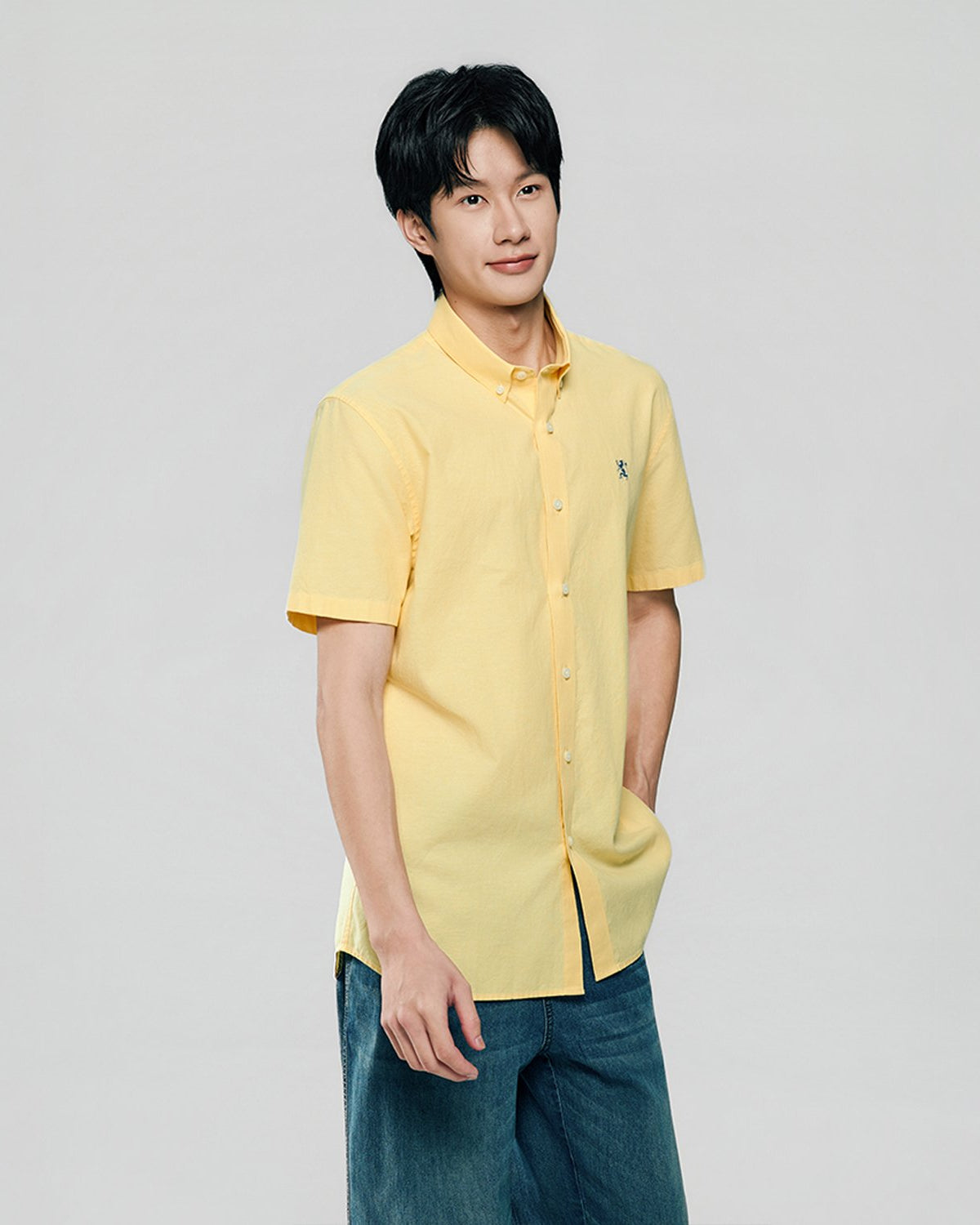 Men's Lion Oxford Slim Short Sleeve Shirt - Image 2