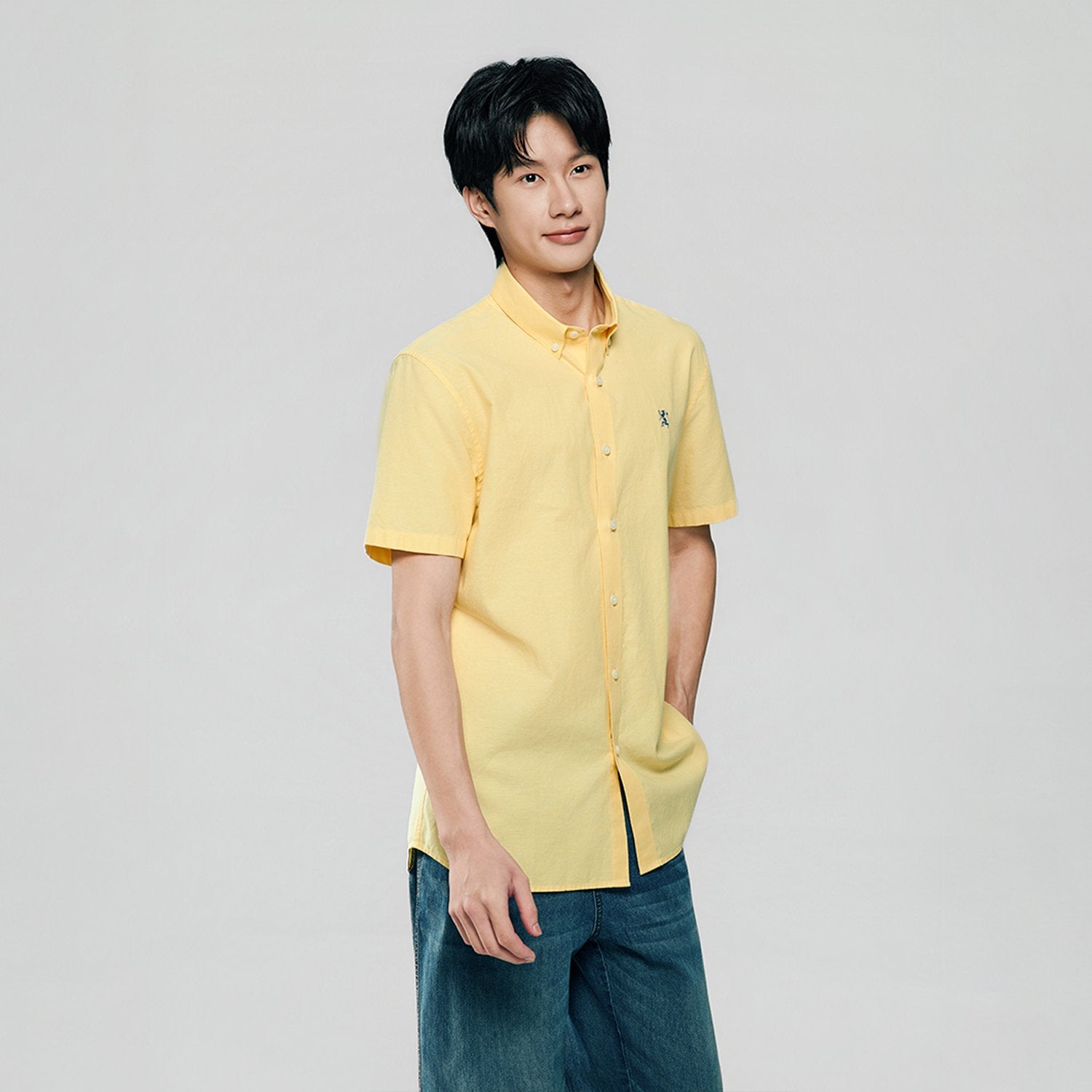 Men's Lion Oxford Slim Short Sleeve Shirt - Image 2