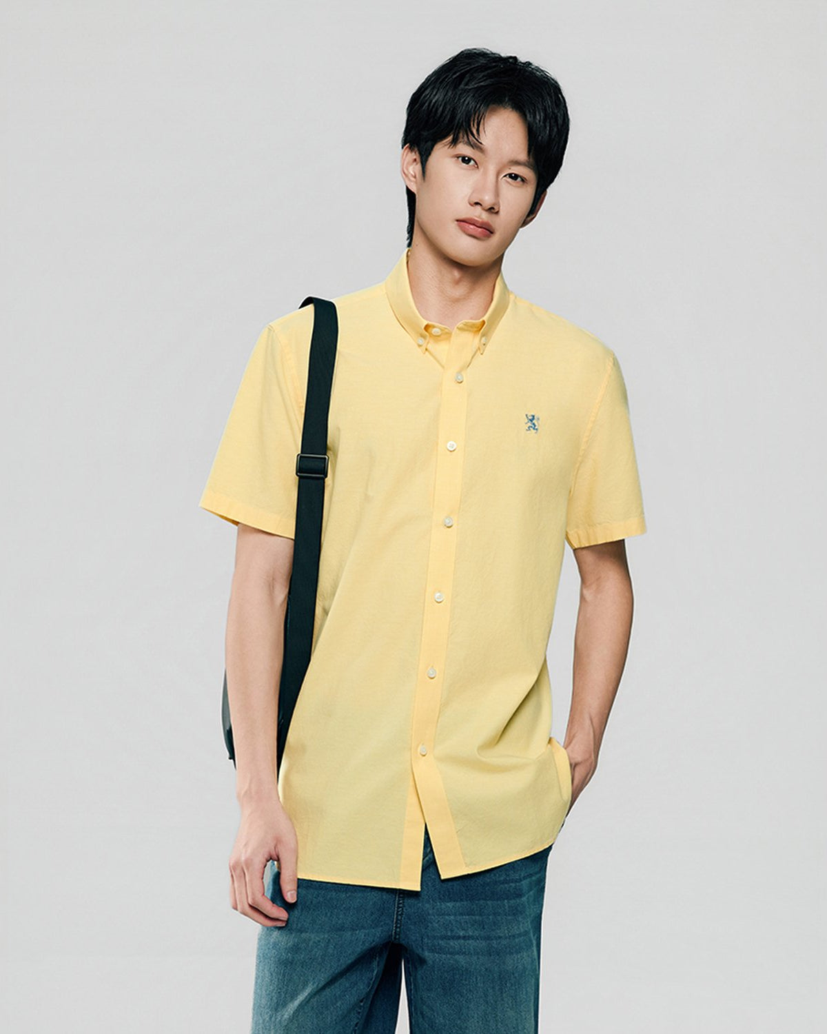 Men's Lion Oxford Slim Short Sleeve Shirt - Image 3