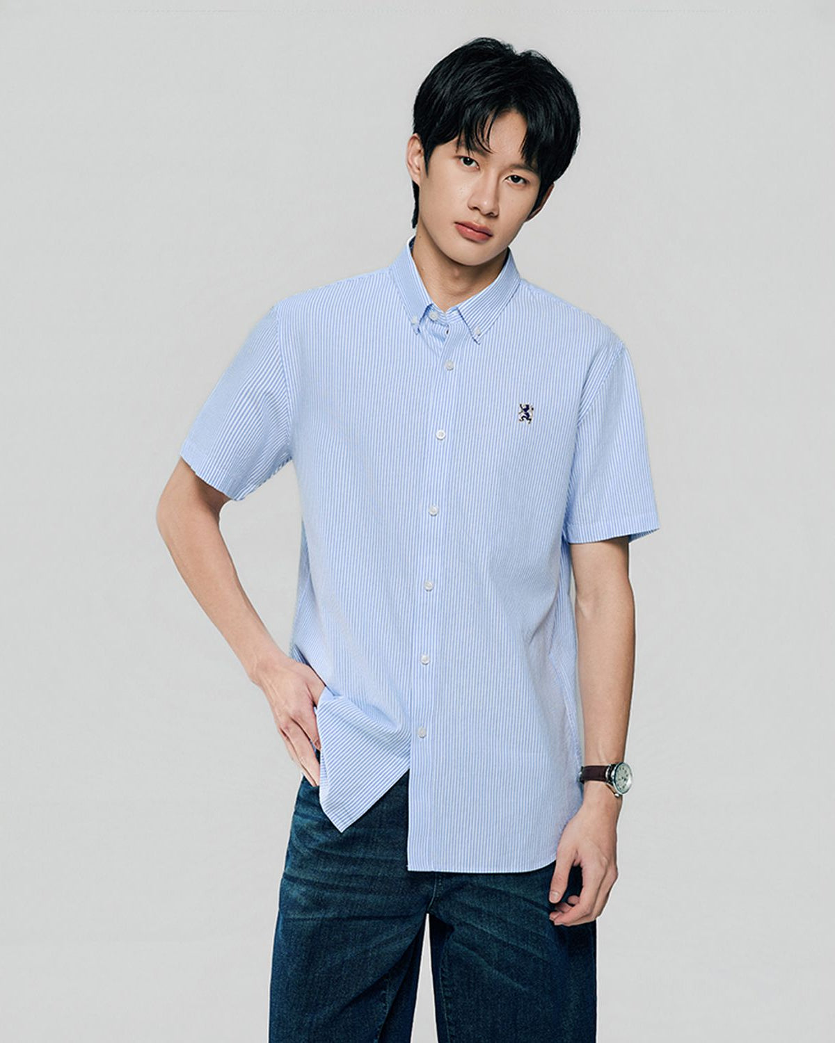 Men's Lion Oxford Slim Short Sleeve Shirt - Image 3