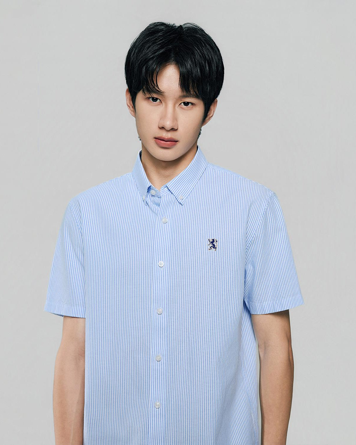 Men's Lion Oxford Slim Short Sleeve Shirt - Image 5