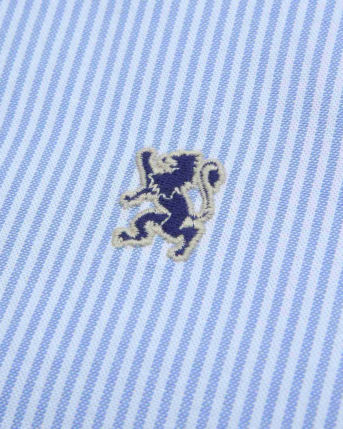 Men's Lion Oxford Slim Short Sleeve Shirt - Image 9