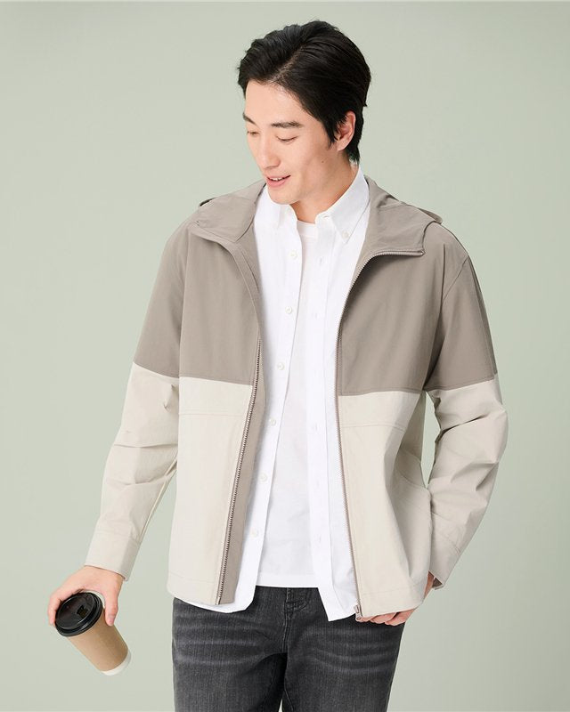 Men’s Lightweight Water‑Repellent Full‑Zip Windbreaker - Image 1