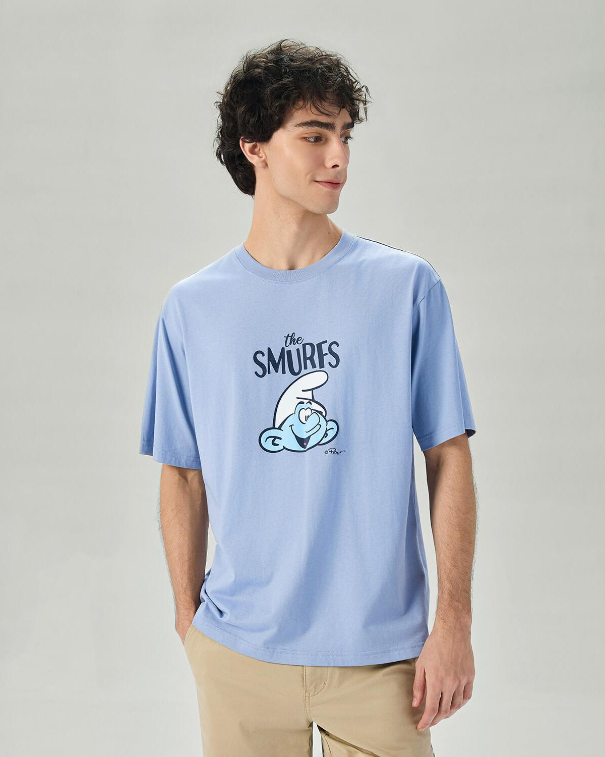 Men's Relaxed Fit Smurfs Print Crew Neck Tee - Image 4