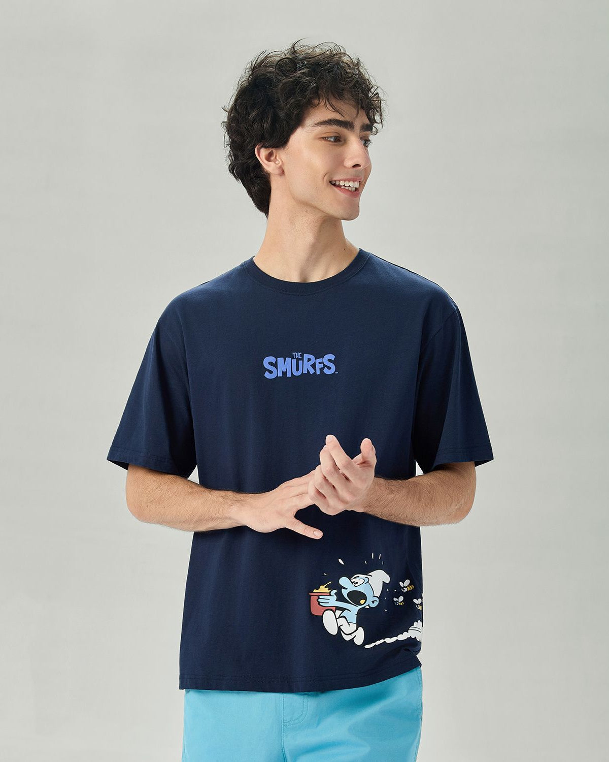Men's Relaxed Fit Smurfs Print Crew Neck Tee - Image 2