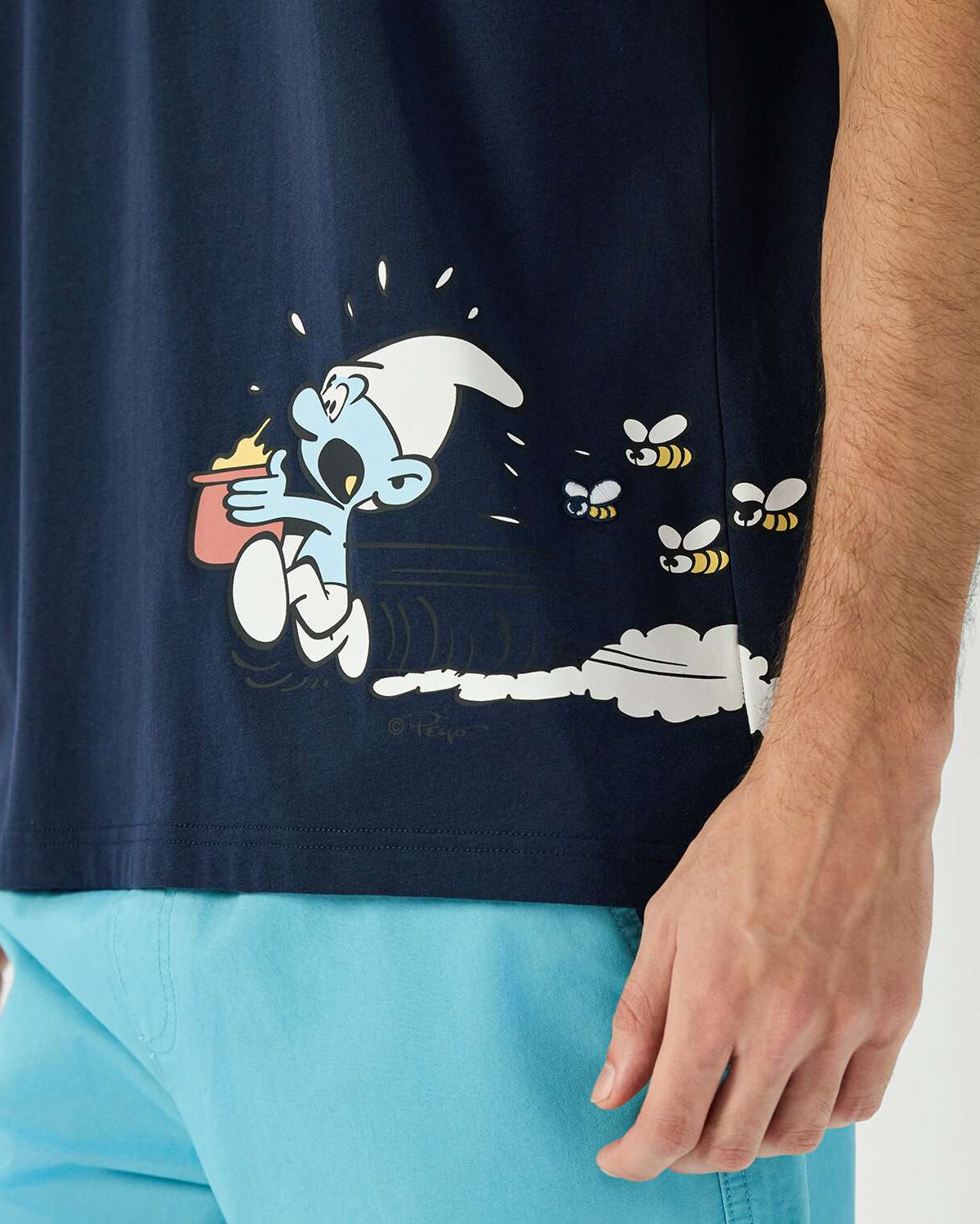 Men's Relaxed Fit Smurfs Print Crew Neck Tee - Image 5