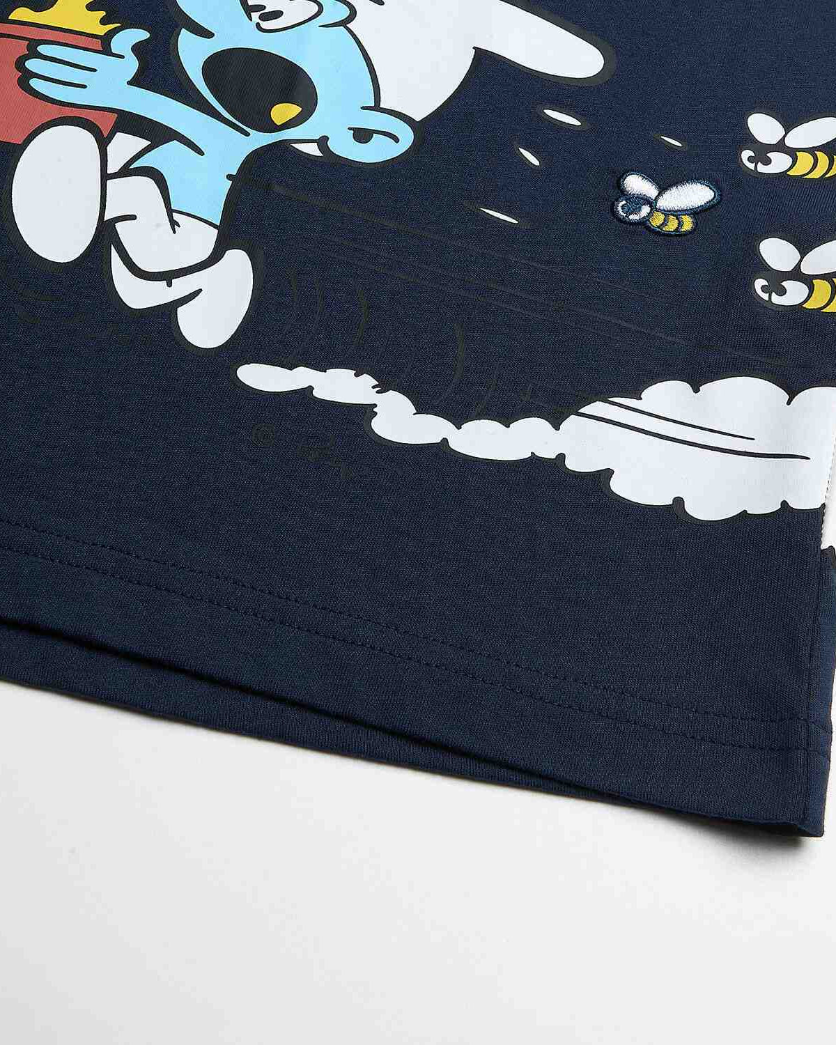 Men's Relaxed Fit Smurfs Print Crew Neck Tee - Image 10