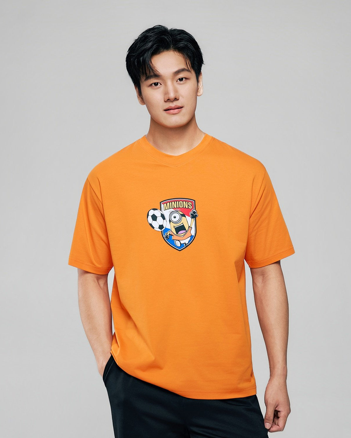 Men's Minions Relaxed Print Tee - Image 4