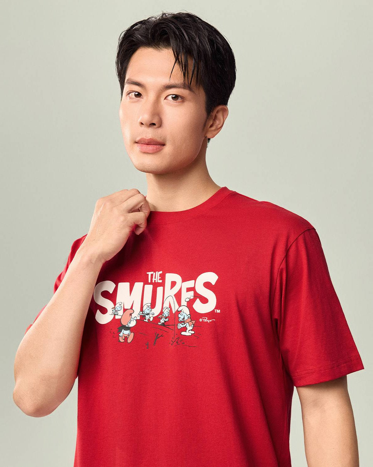 Men's Relaxed Fit Long Sleeve Smurfs Print Crew Neck Tee - Image 4