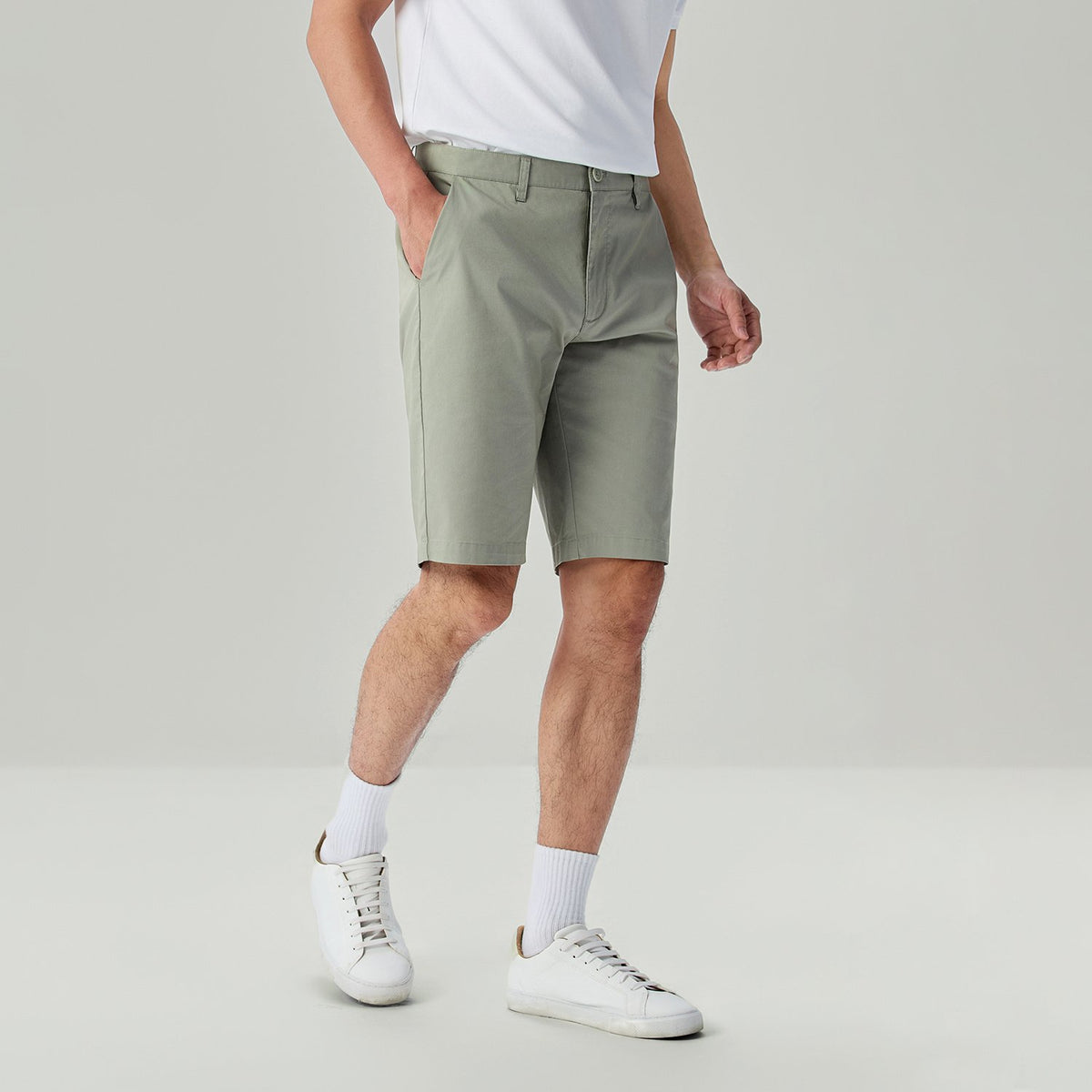 Men's Low Rise Slim Bermuda Shorts - Image 4