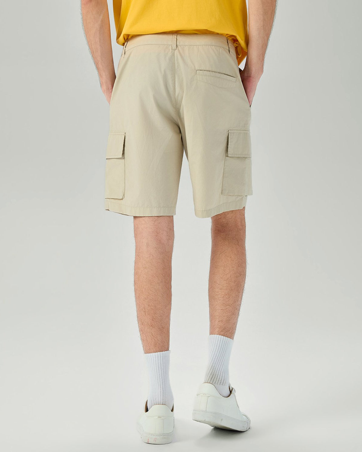 Men's Mid Rise Relaxed Fit Bermuda Shorts - Image 5