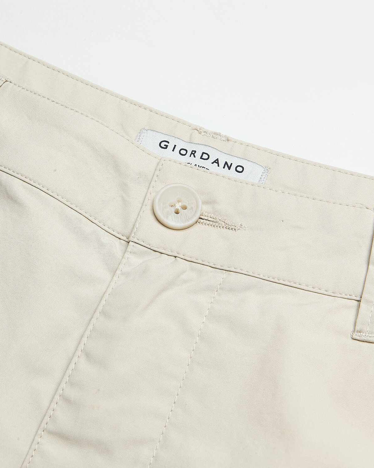Men's Mid Rise Relaxed Fit Bermuda Shorts - Image 8