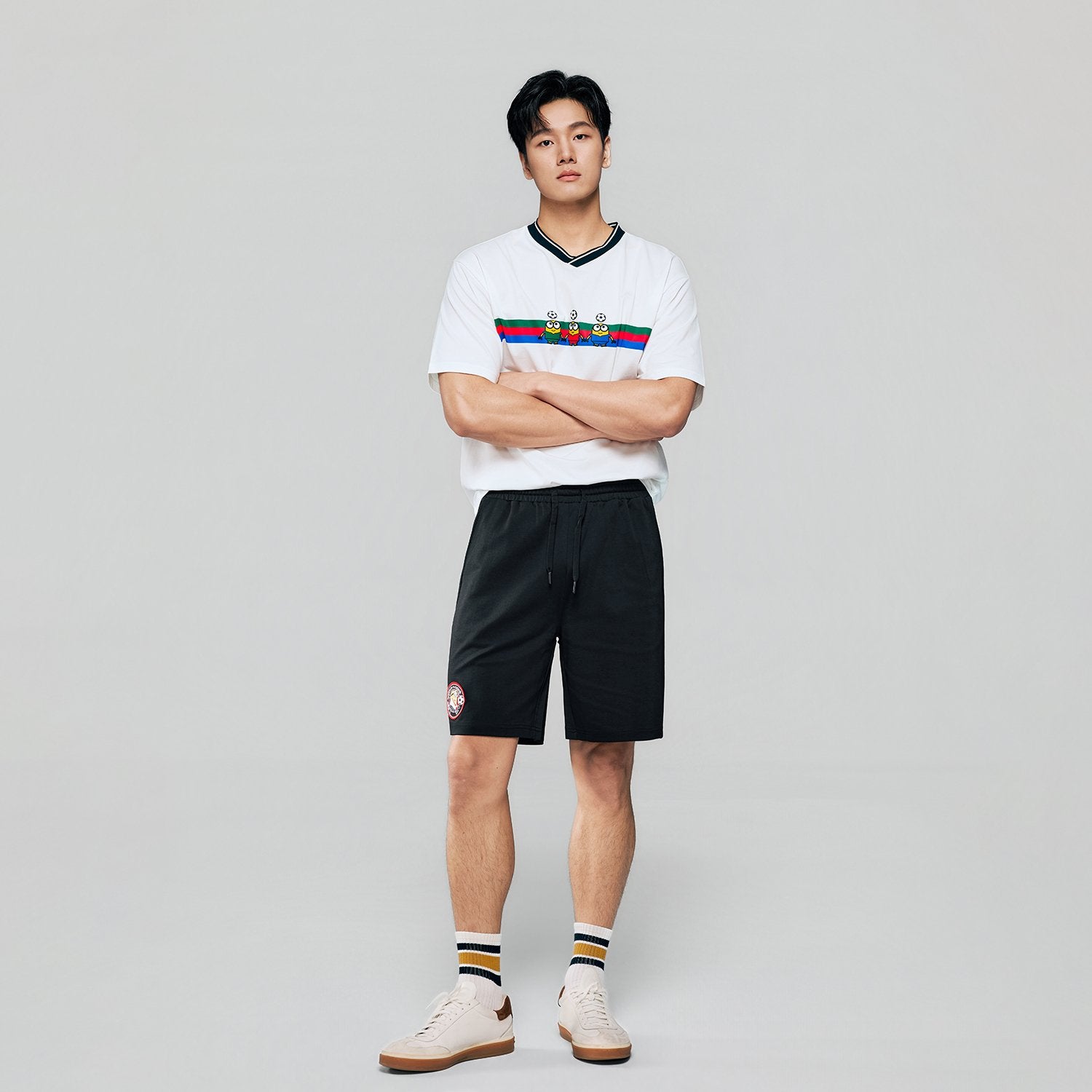 Men's Minions Mid Rise Relaxed Fit Shorts - Image 1