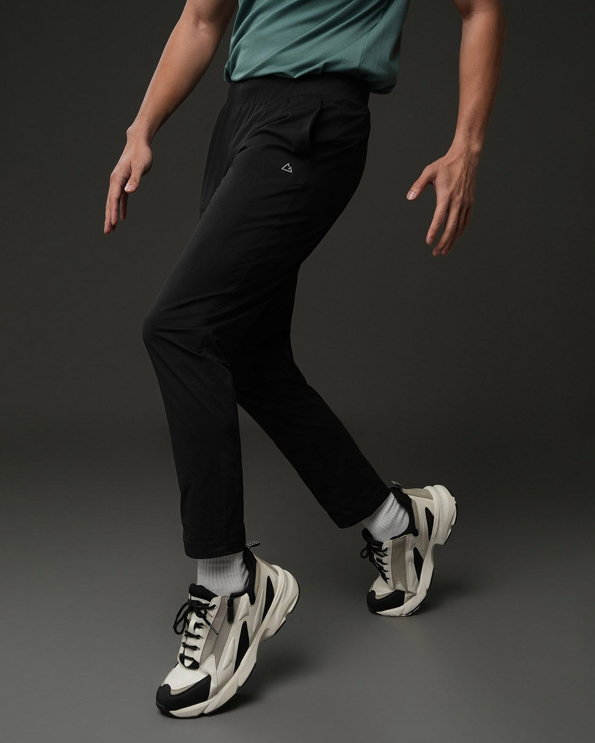 Men's Regular Fit Elastic Waist Ripstop Pants - Image 3