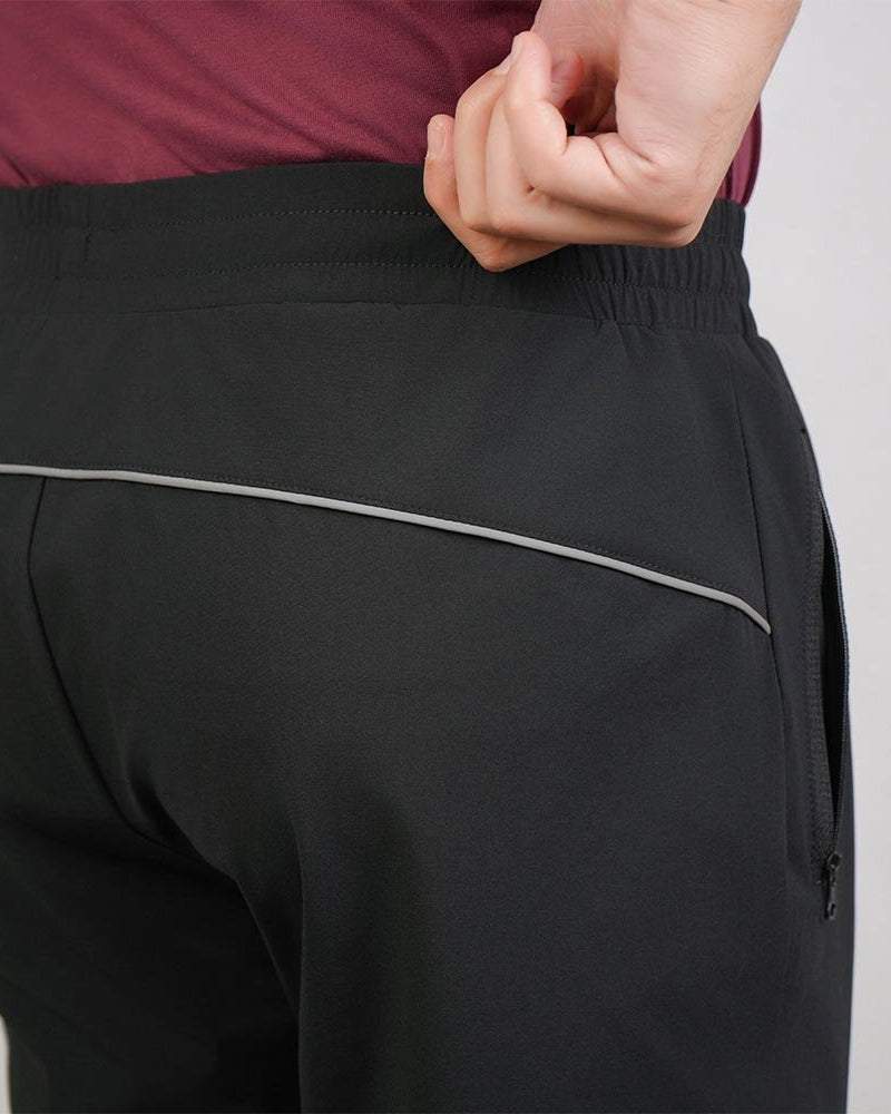 Men's G Motion Interlock Mid Rise Slim Taper Jogger - Image 5