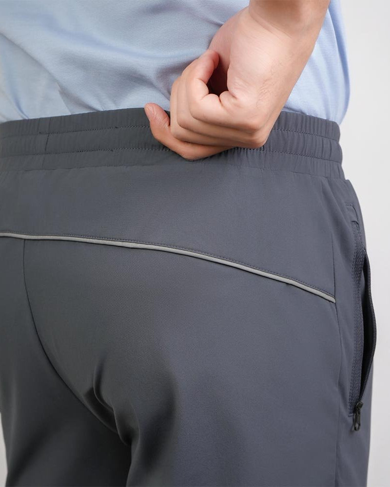 Men's G Motion Interlock Mid Rise Slim Taper Jogger - Image 5