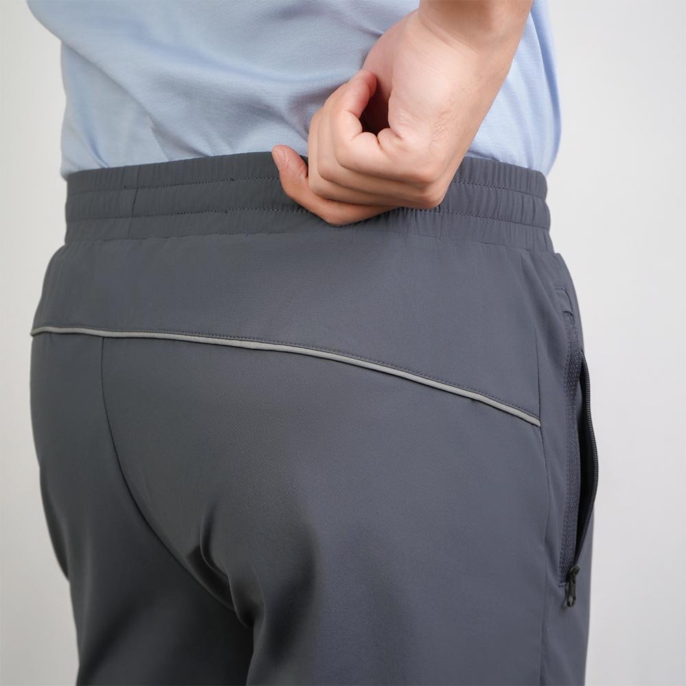 Men's G Motion Interlock Mid Rise Slim Taper Jogger - Image 5