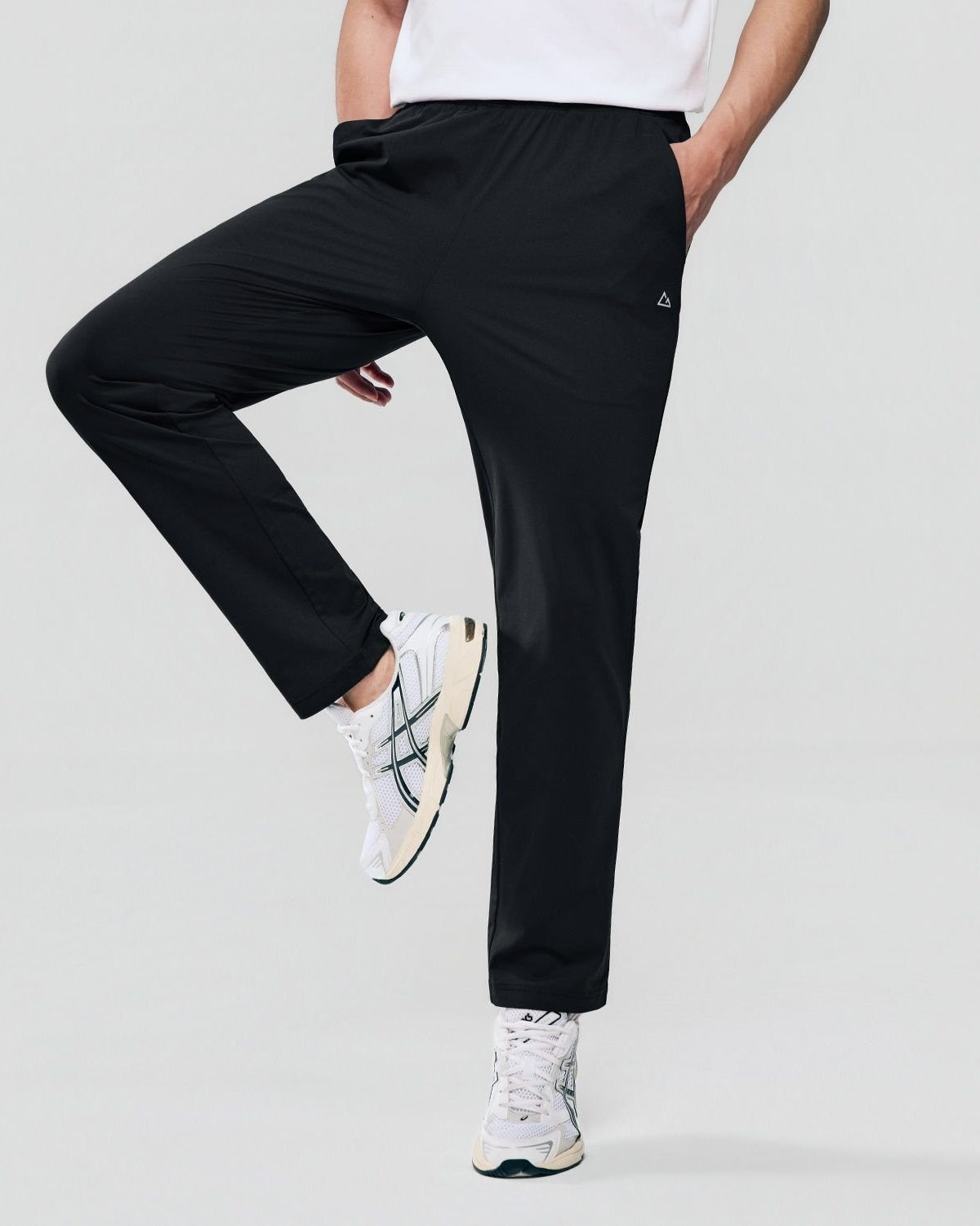 Men's Mid-Rise Slim Taper Jogger Pants - Image 7