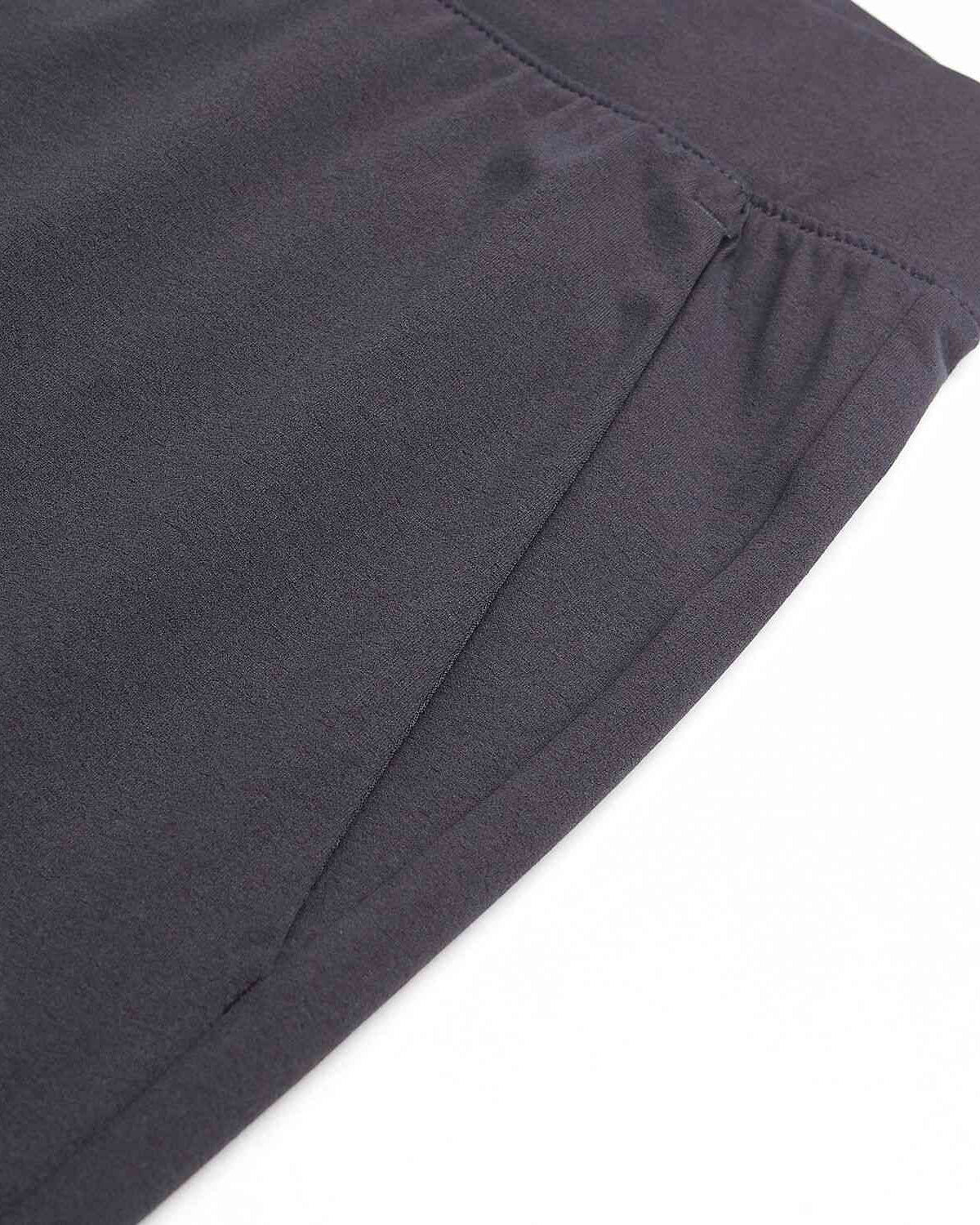 Men's Mid-Rise Slim Taper Jogger Pants - Image 4