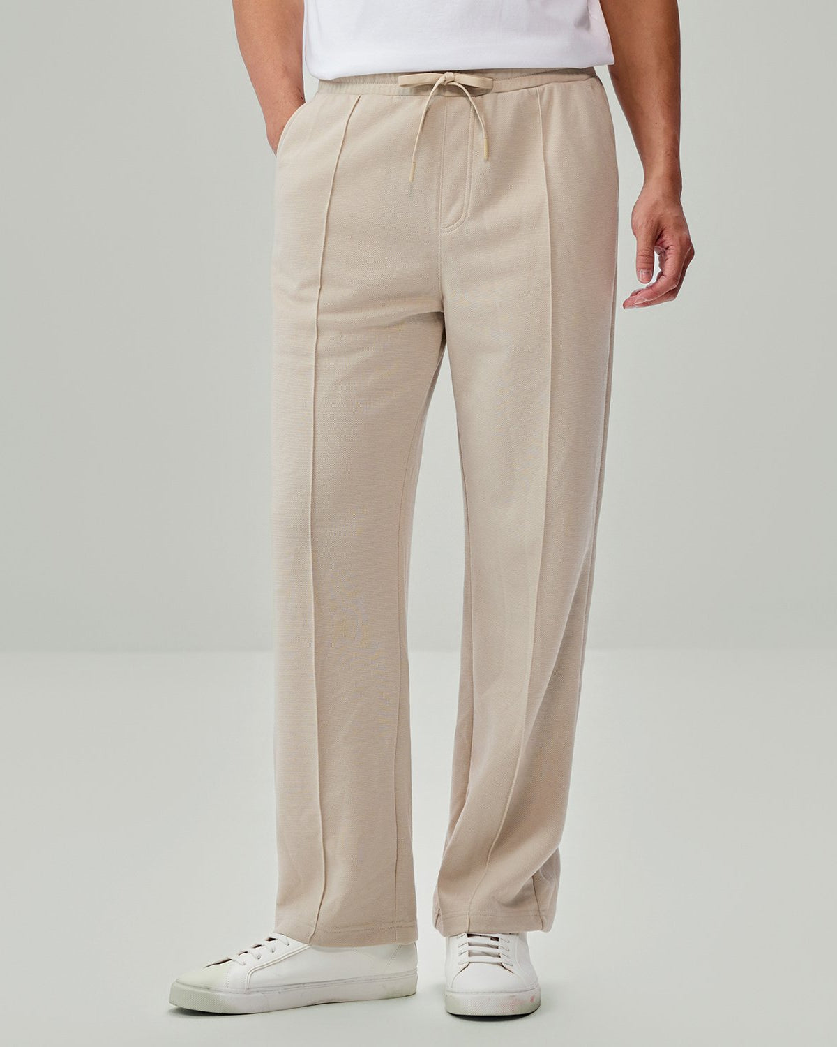 Men's Jacquard Mid Rise Relaxed Straight Jogger - Image 3
