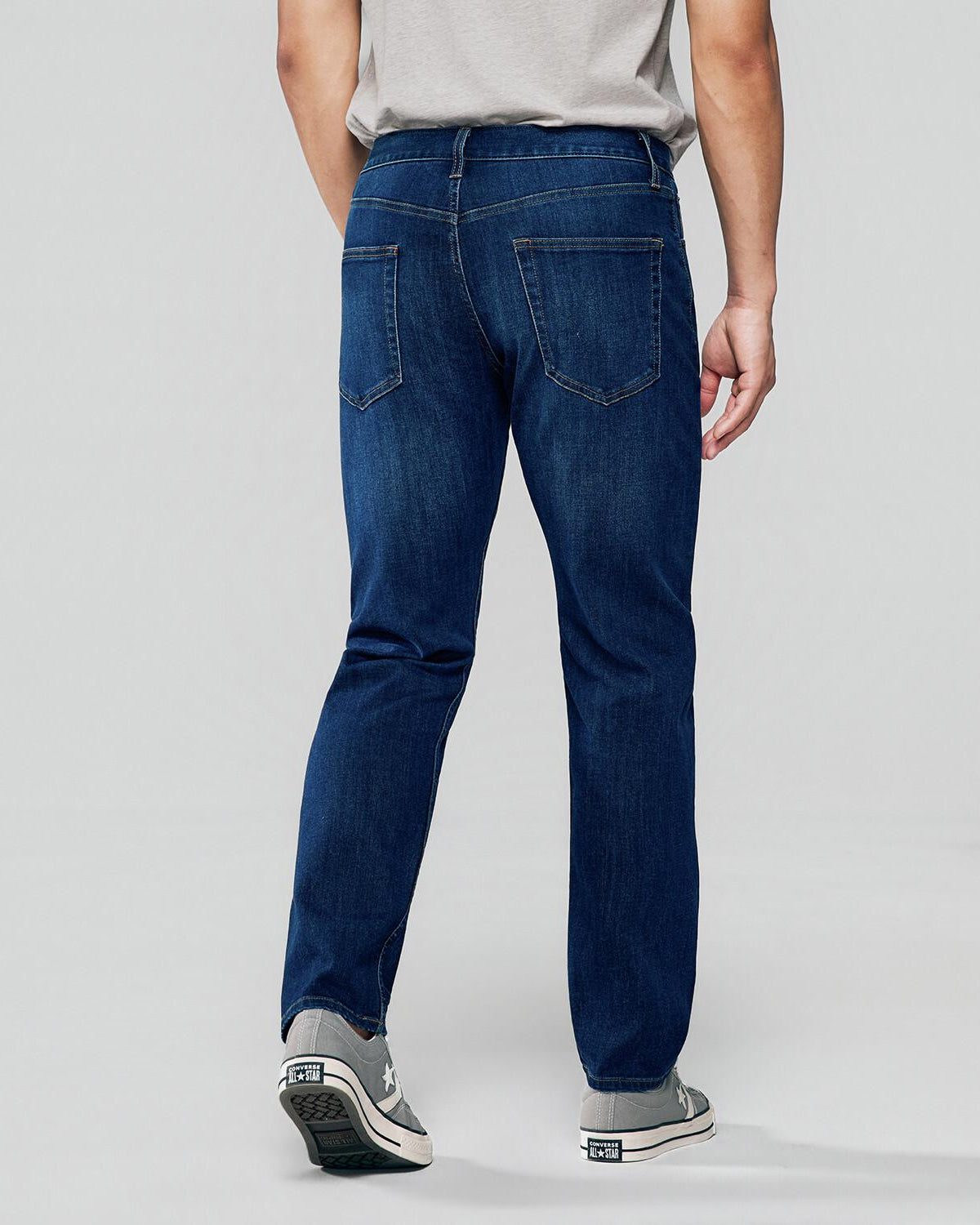 Men's Mid Rise Tapered Jeans - Image 5