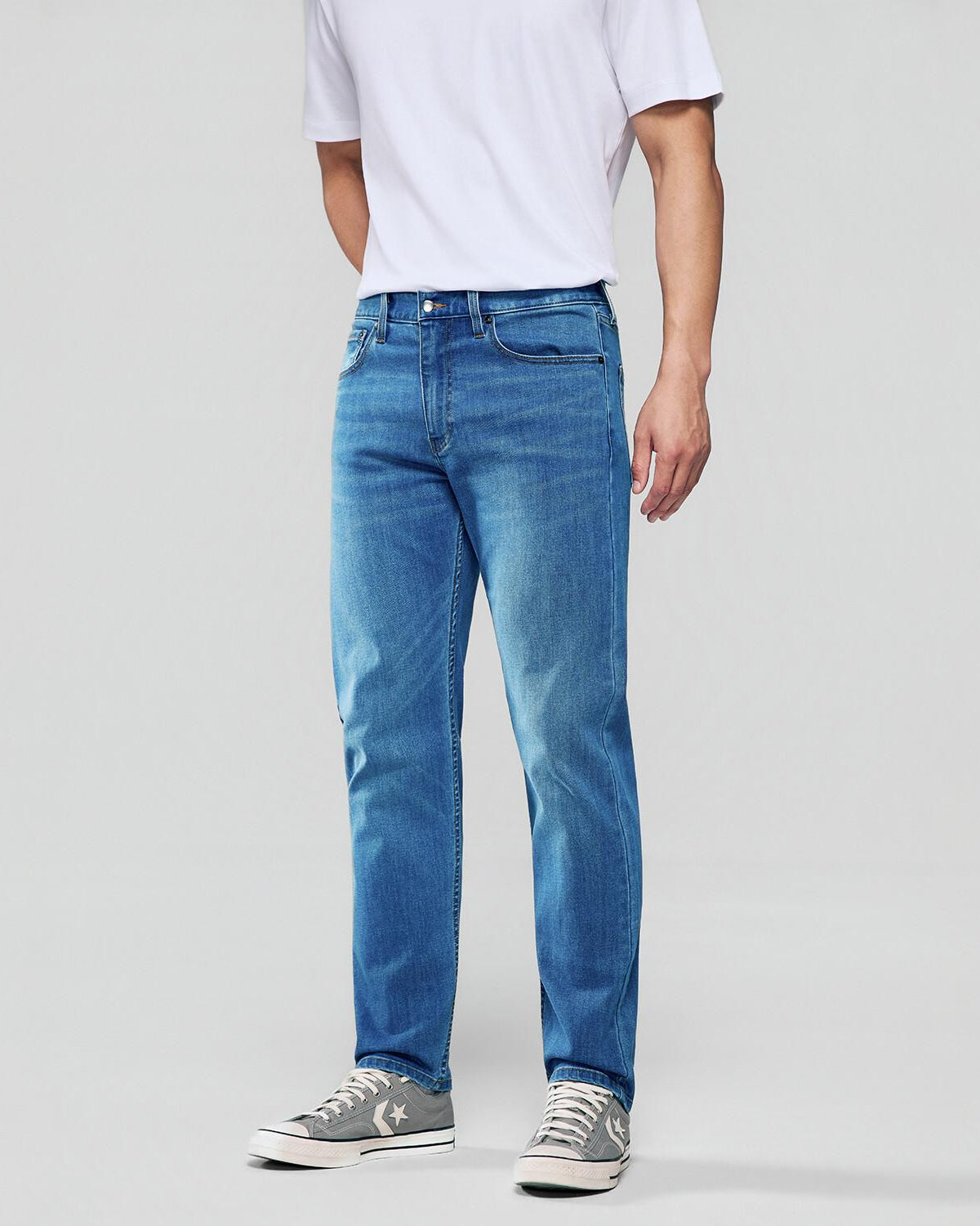 Men's Mid Rise Tapered Jeans - Image 3