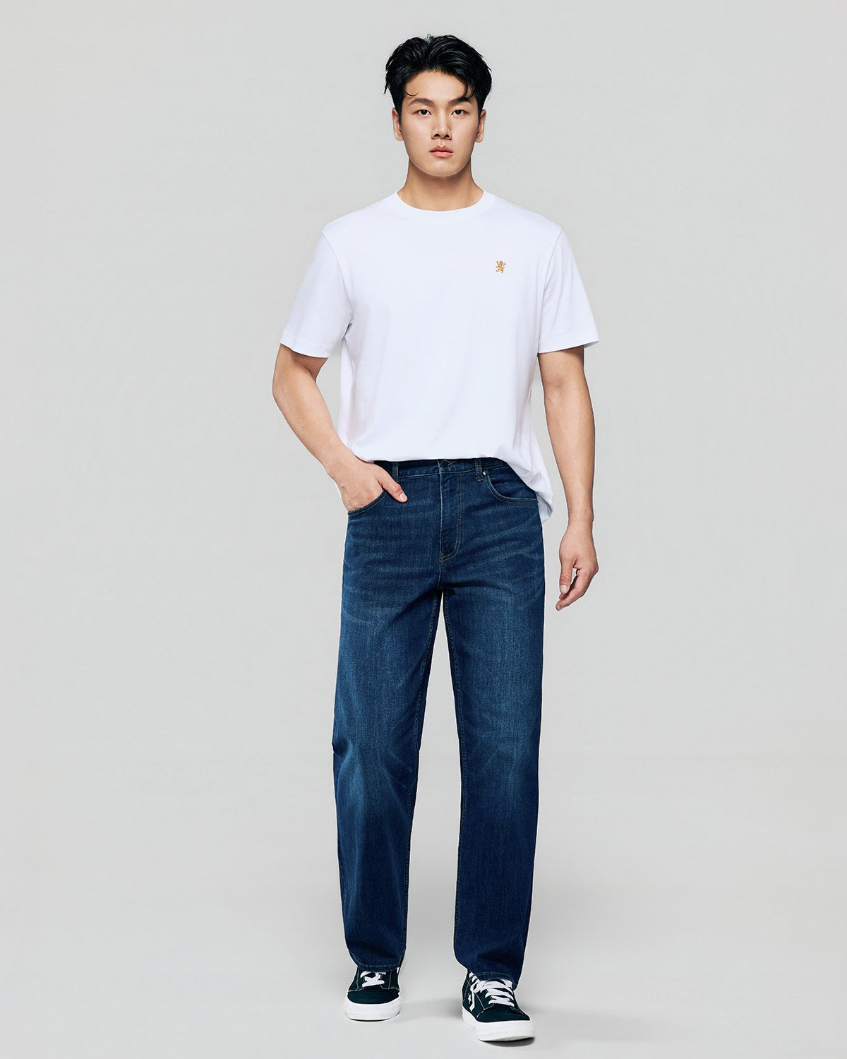 Men's Mid Rise Straight Jeans - Image 1