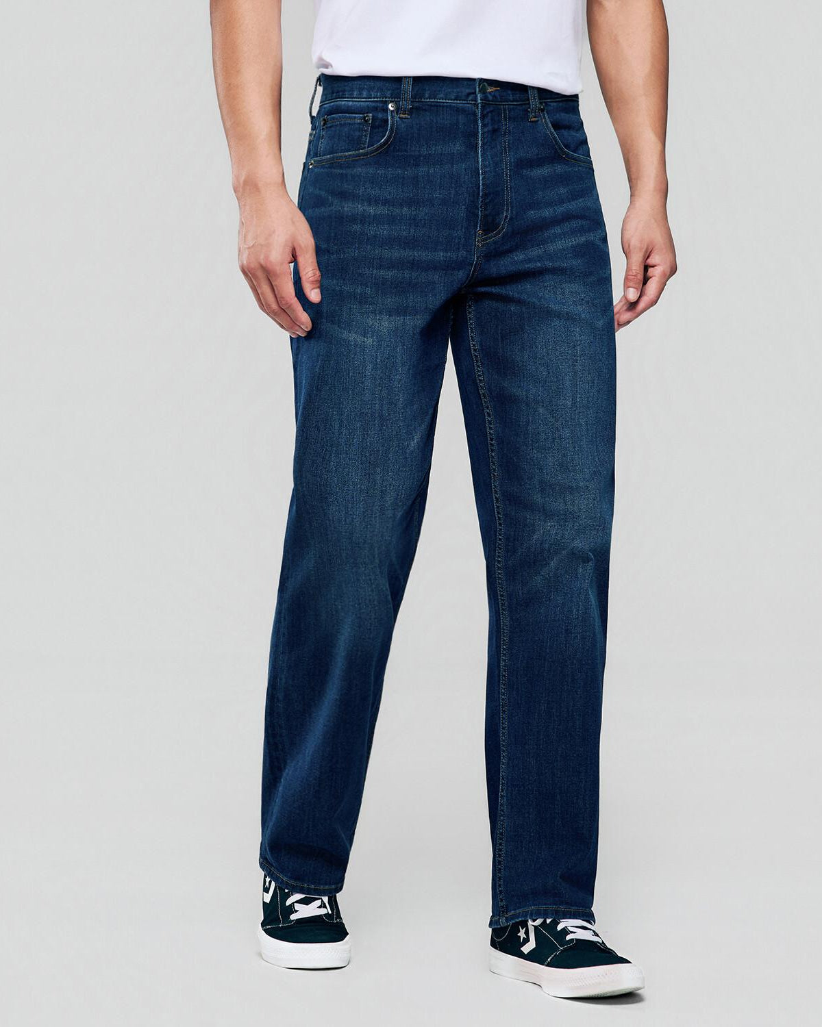 Men's Mid Rise Straight Jeans - Image 2