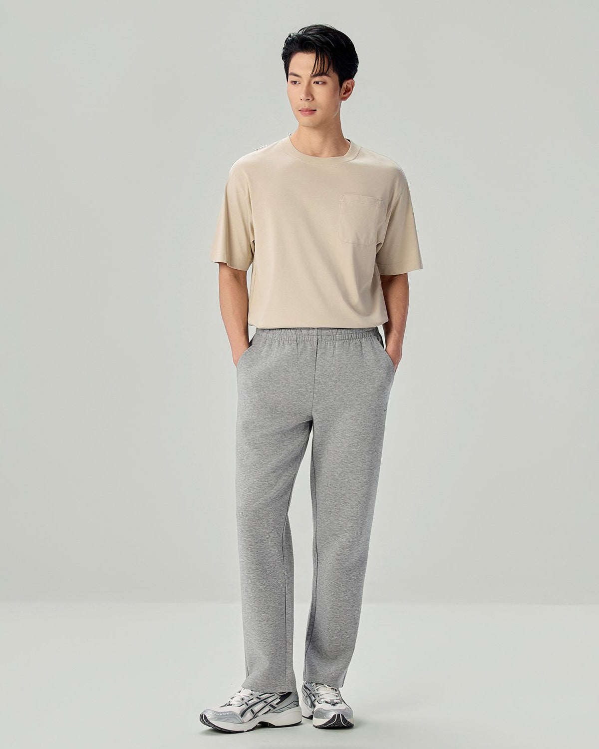 Men's Air Double Knit Regular Straight Jogger - Image 1