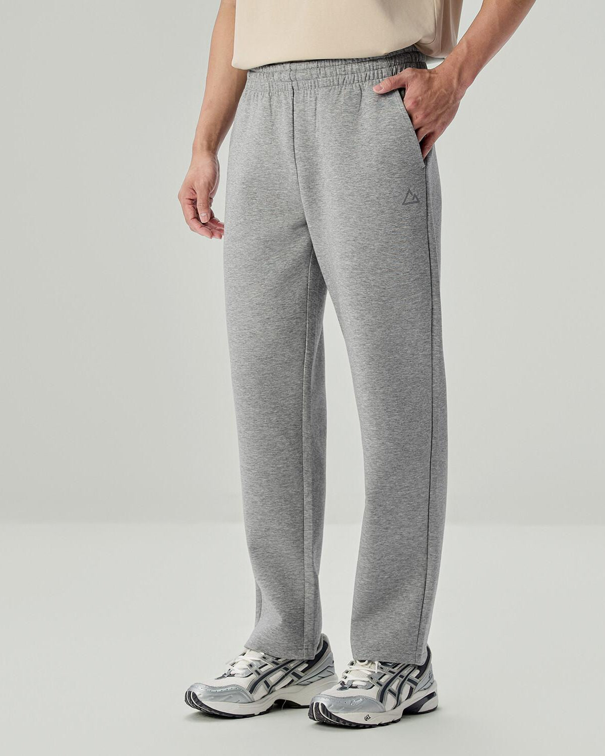 Men's Air Double Knit Regular Straight Jogger - Image 3