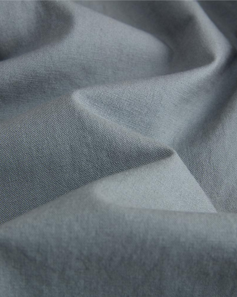 Men's Low Rise Slim Tapered Pants - Image 10