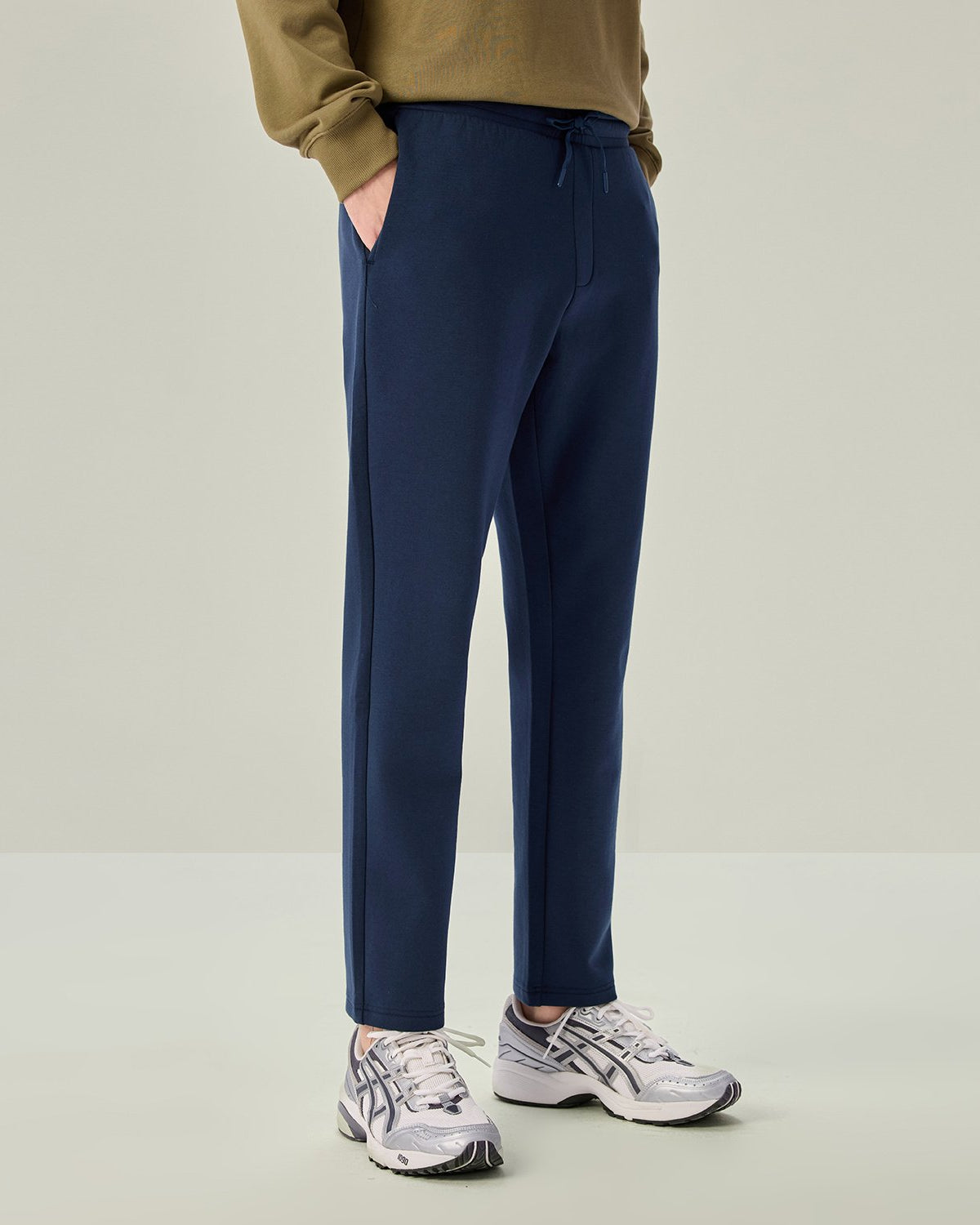 Men's Air Double Knit Slim Tapered Jogger - Image 2