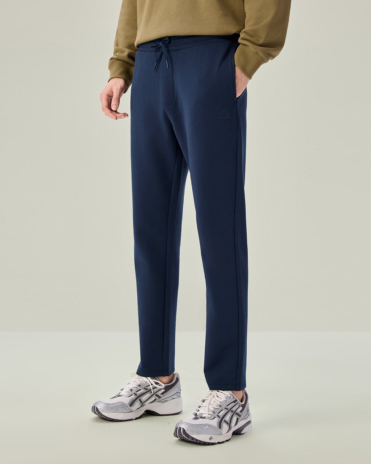 Men's Air Double Knit Slim Tapered Jogger - Image 3