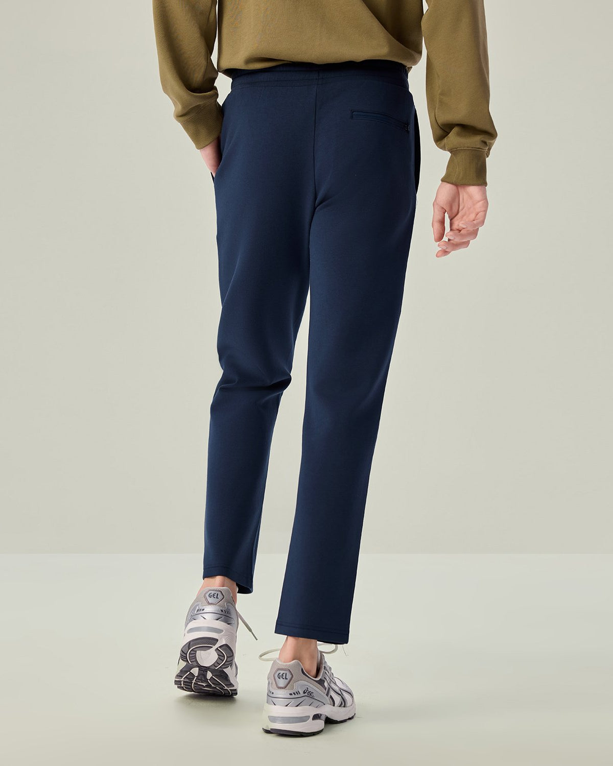 Men's Air Double Knit Slim Tapered Jogger - Image 5