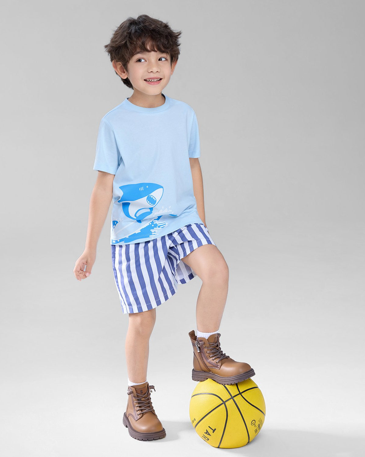 Junior Regular Fit Print tee - Image 2
