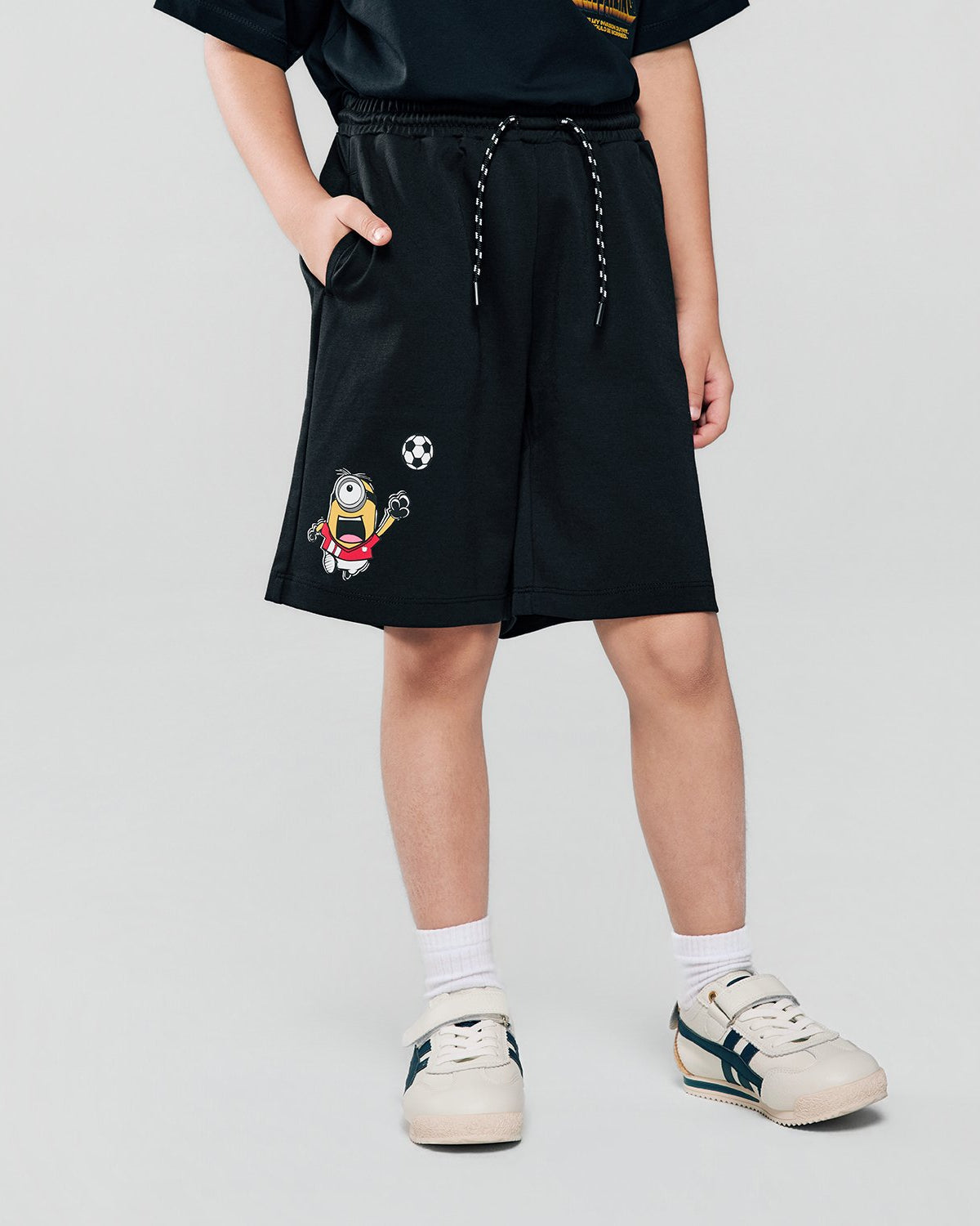 Junior Minions Relax Elastic Waist Shorts - Image 3