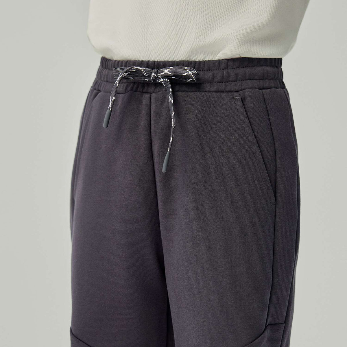 Junior's Stretch Jacquard Interlock Mid Rise Regular Fit Jogger - Image 5