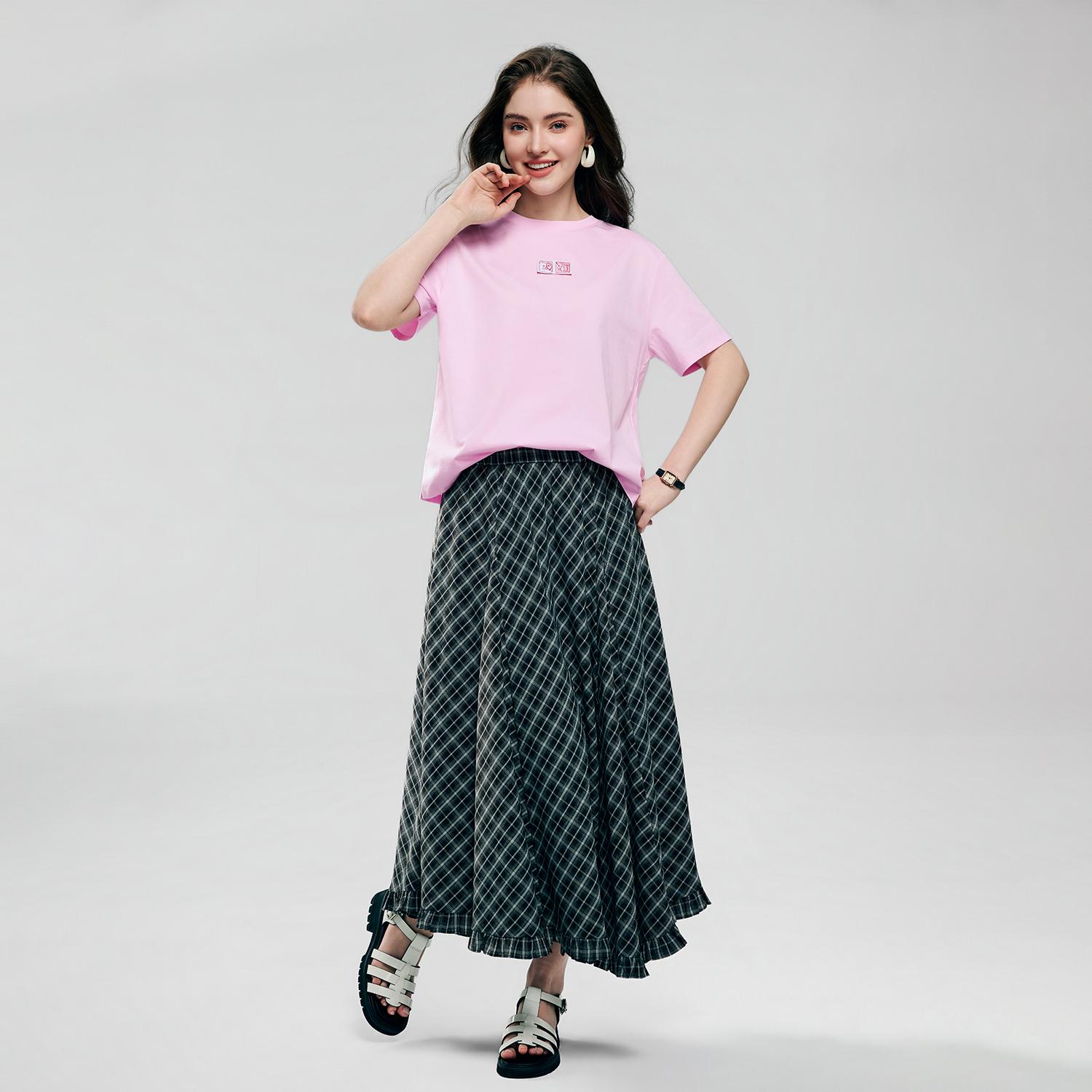 Women's Crew Neck Relaxed Fit Print Tee - Image 4