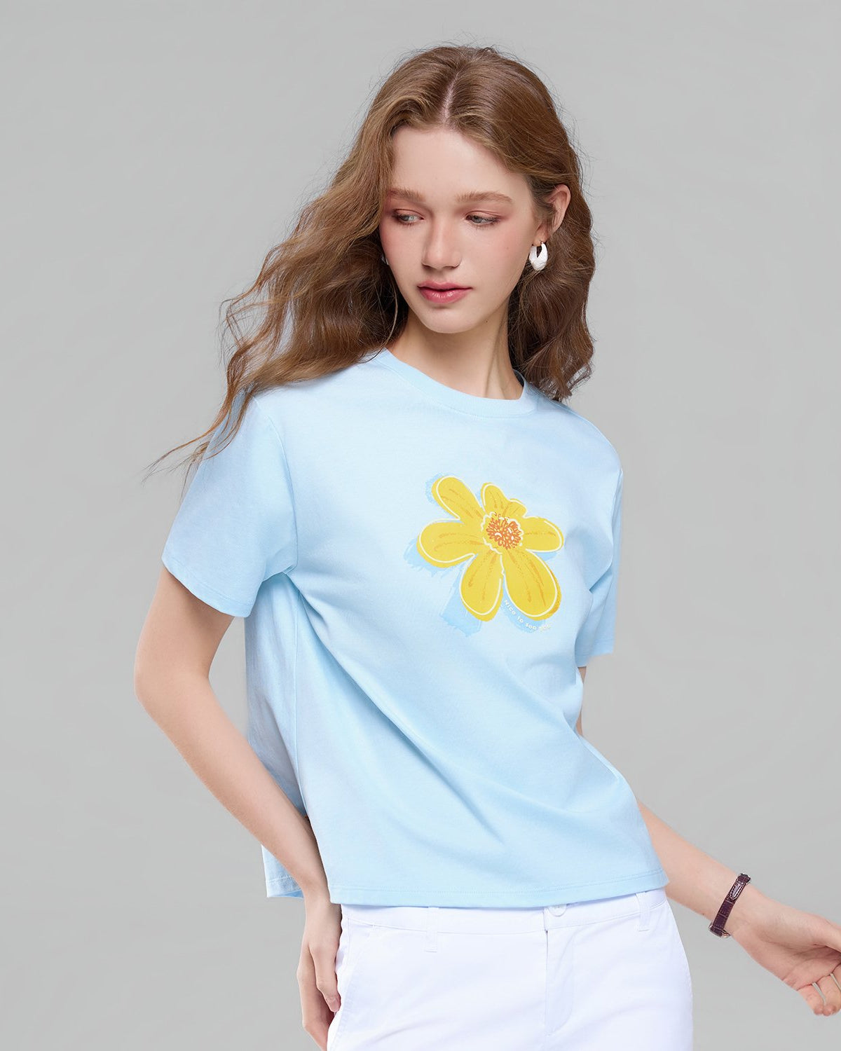 Women Crew Neck Relaxed Fit Print Tee - Image 5