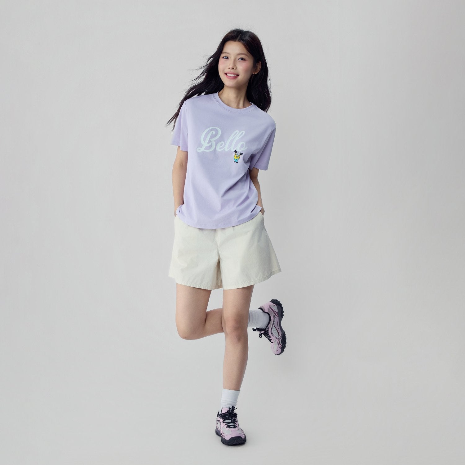 Women's Minions Relaxed Fit Print Tee - Image 1